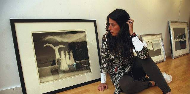  Bilder om d�den Ana Luisa R�bora viser en rekke sorgtunge, men vakre, bilder p� Galleri Mamen frem til 6. september. 
		 Kj�p bilde
	